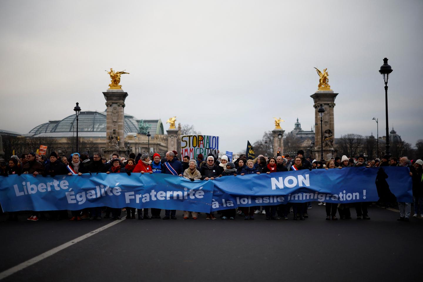 France received record number of asylum requests in 2023