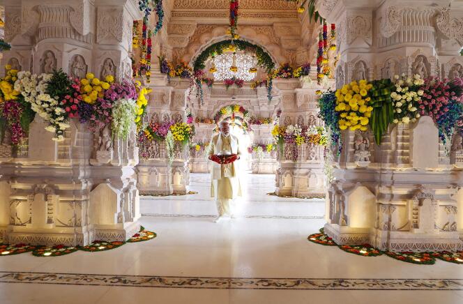 Narendra Modi, le premier ministre indien, lors de l’inauguration du temple de Ram à Ayodhya, dans l’Etat de l’Uttar Pradesh, le 22 janvier.