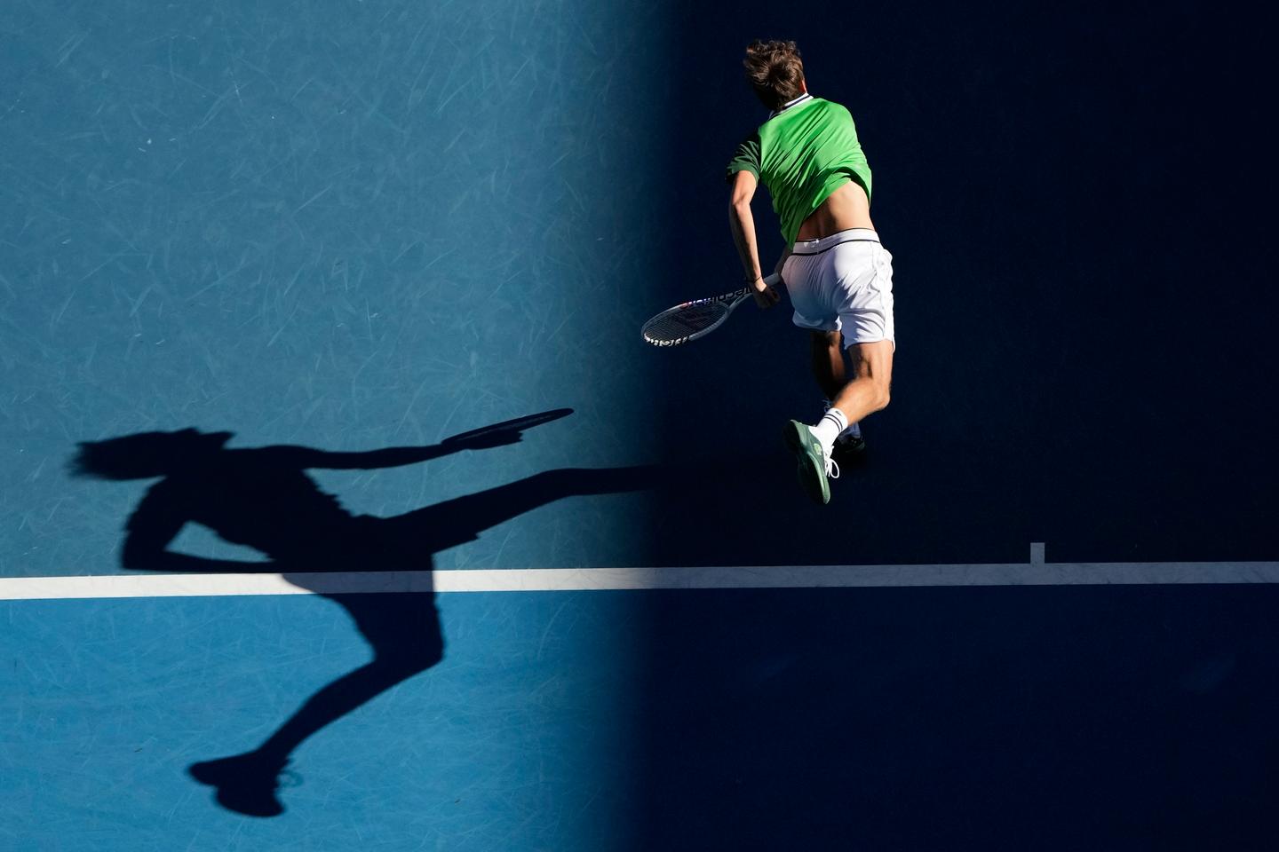 Russian tennis players Khachanov, Samsonova decline Paris Olympics invitation