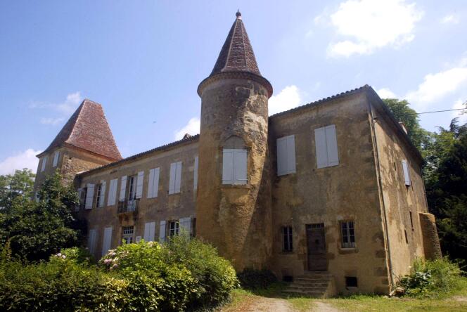 Château de Castelmore, on the outskirts of the village of Lupiac (southwest France), July 17, 2002.