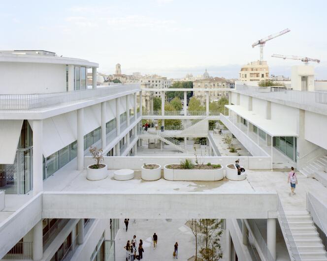 Le campus de l’Institut méditerranéen de la ville et des territoires (IMVT) rassemble les écoles d’architecture, d’urbanisme et du paysage, à Marseille.