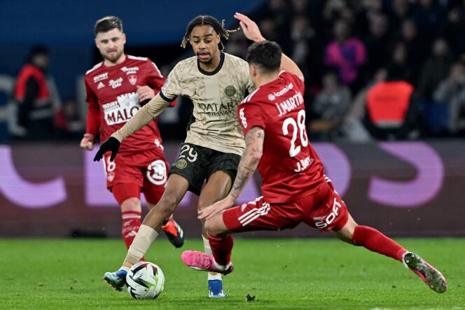 Ligue 1 : le PSG tenu en échec par une équipe de Brest toujours surprenante