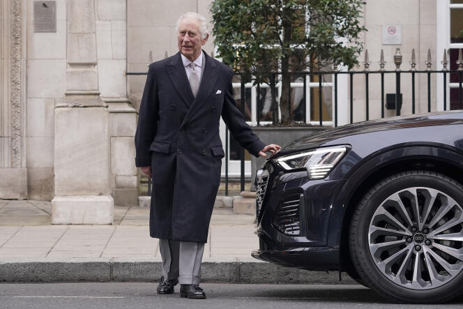 Le roi Charles III à la sortie d’une clinique à Londres, le 29 janvier 2024. 