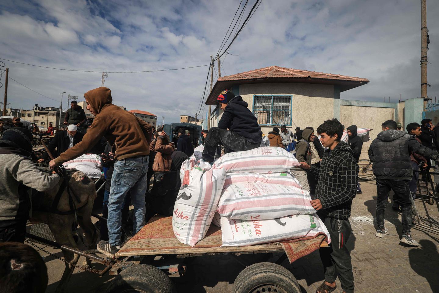 Gaza: UNWRA has questions to answer, but is indispensable