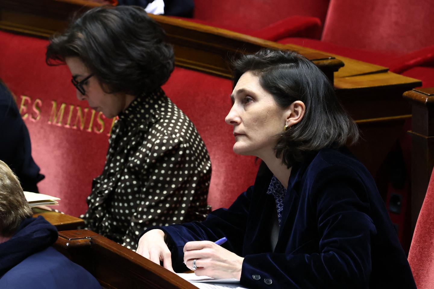French teachers strike, piqued by new minister's comments