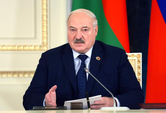 Le président biélorusse, Alexandre Loukachenko, lors d’une réunion du Conseil suprême de l’Etat fédéré de la Russie et de la Biélorussie, à Saint-Pétersbourg (Russie), le 29 janvier 2024.