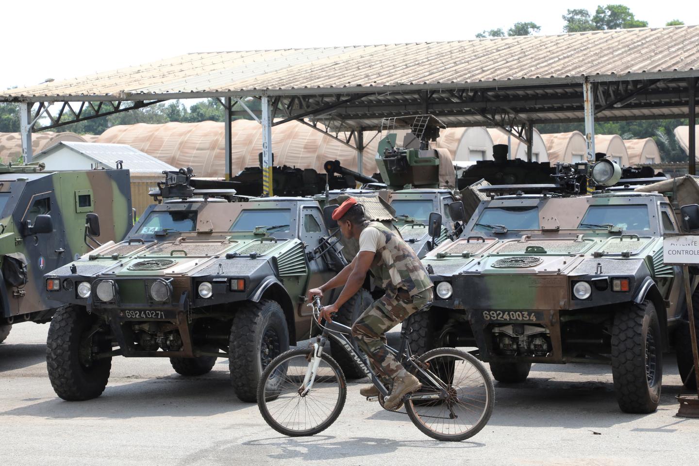 France begins drastic downsizing of its military bases in West Africa