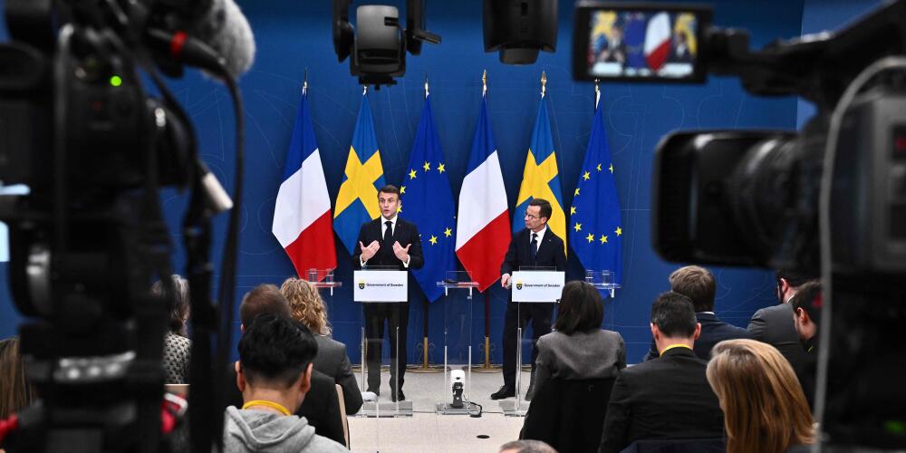 Emmanuel Macron Le président français, Emmanuel Macron, et le premier ministre suédois, Ulf Kristersson, lors d’une conférence de presse, à Stockholm, en Suède, le 30 janvier 2024.