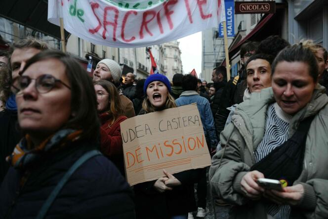 Dans le cortège parisien de la manifestation des personnels de l’éducation nationale, le 1ᵉʳ février. 