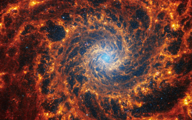 The galaxy NGC 628 seen by the James Webb space telescope.