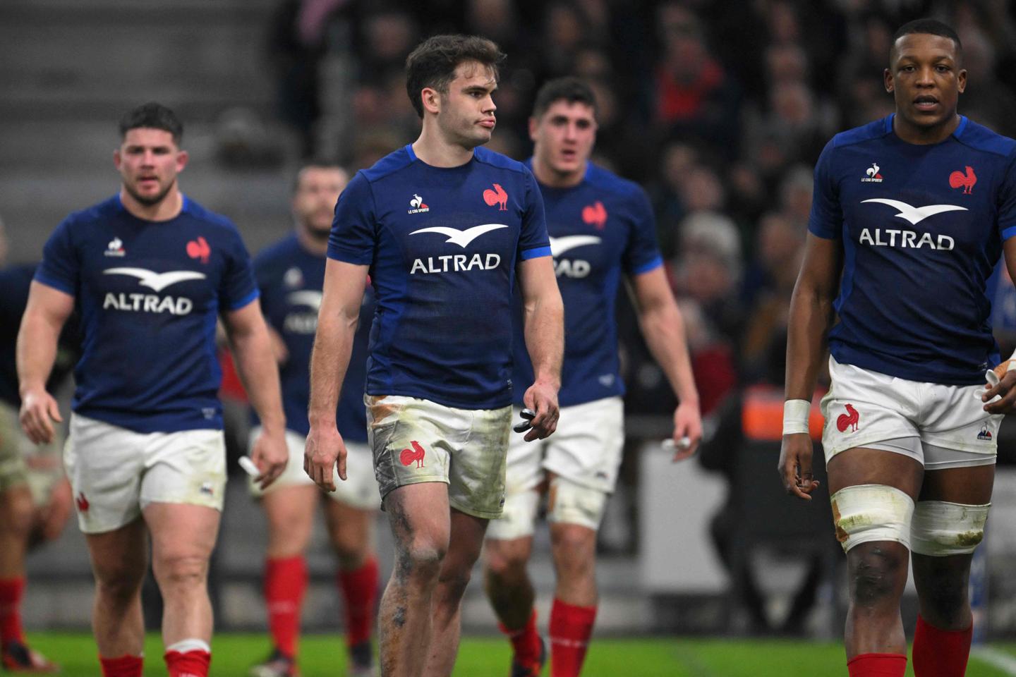 Six Nations 2024: Ireland crush France in opening match