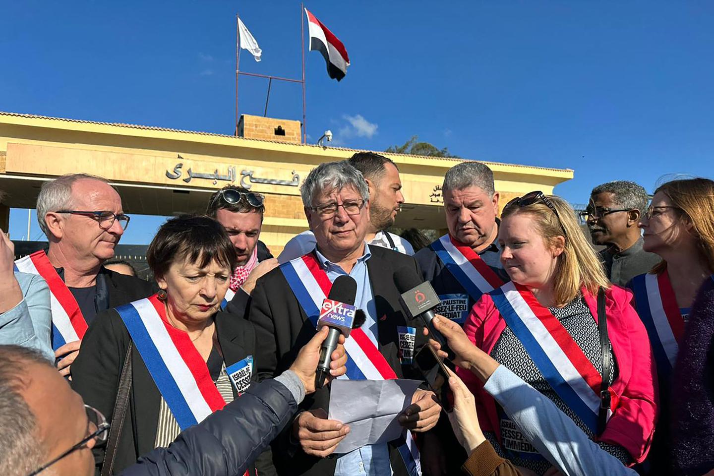 French left-wing MPs visit Gaza border, in show of support to Palestinians