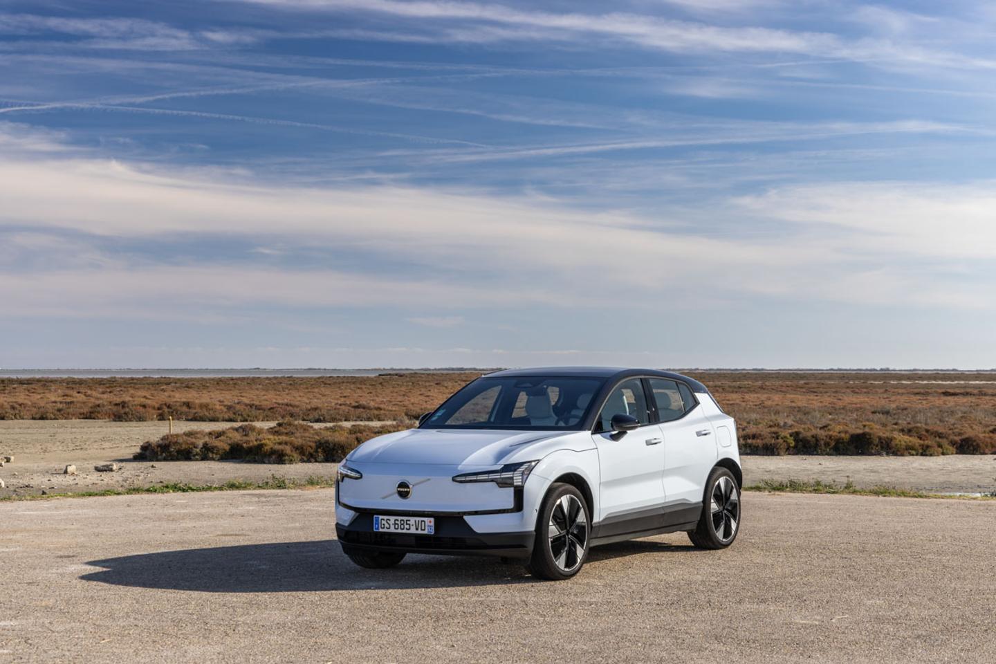 Volvo se pone al volante de Tesla