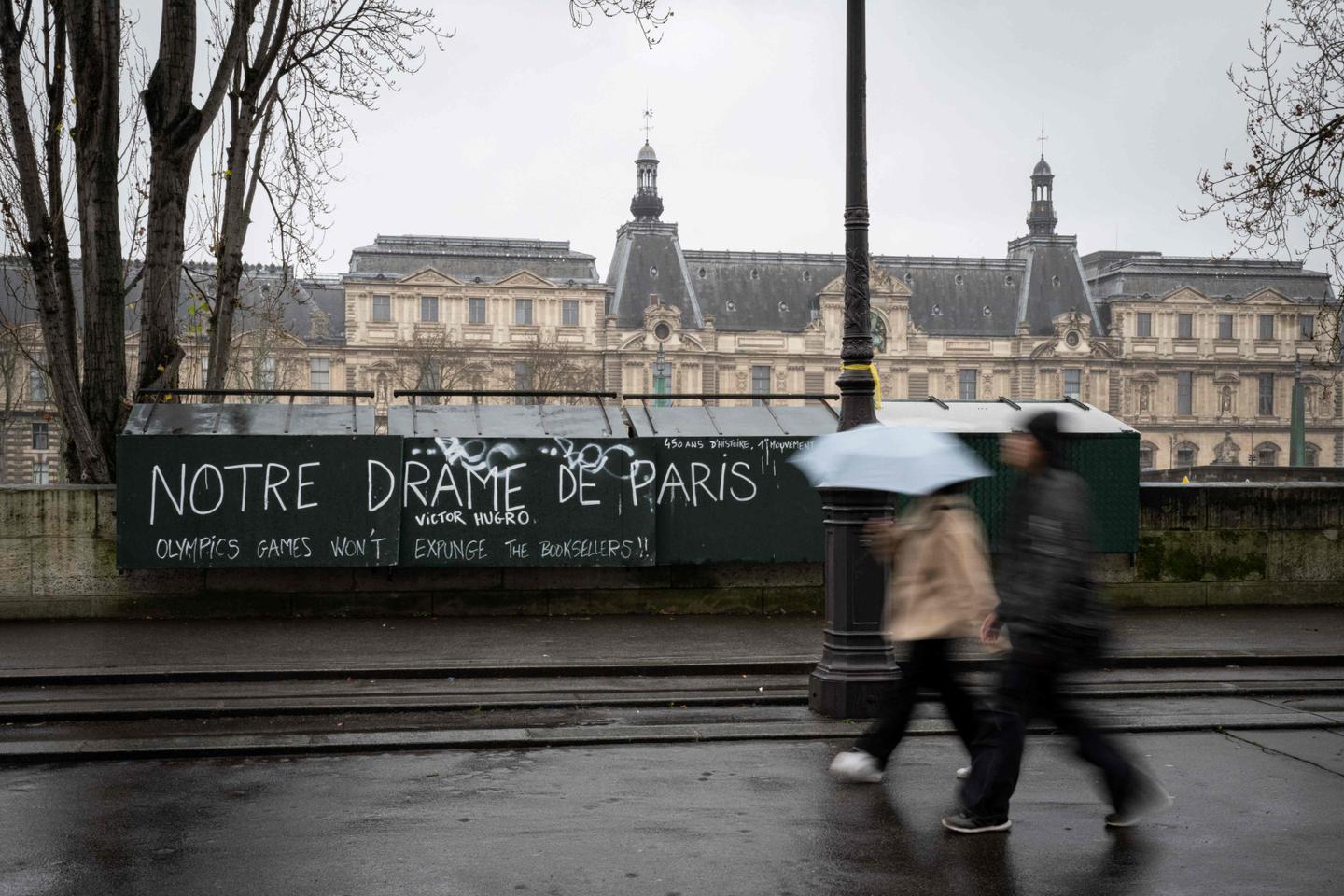 Paris Olympics 2024: Macron rules booksellers should be 'preserved'
