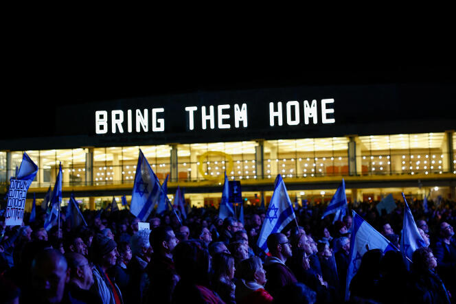 Lors d’une manifestation organisée contre le premier ministre israélien, Benyamin Nétanyahou, à Tel-Aviv, le 3 février 2024.