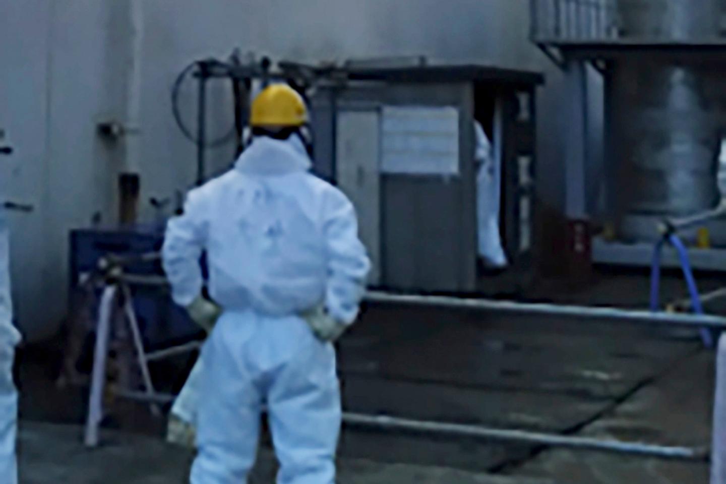 Fukushima operator reports leak, says no contamination detected