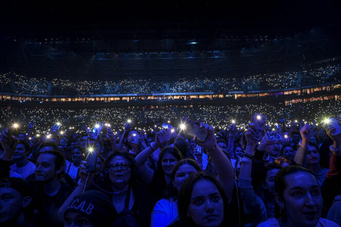 Lors d’un concert de Bigflo et Oli, à Paris La Défense Arena, le 8 décembre 2023.