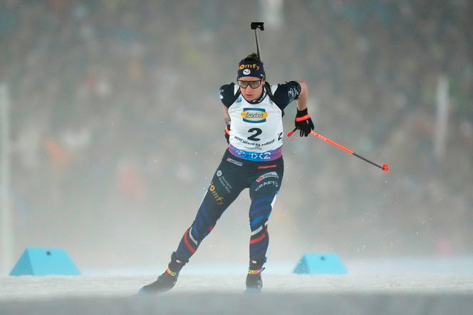 Julia Simon, pendant l’épreuve du 7,5 km sprint, aux championnats du monde de biathlon, à Nove Mesto (République Tchèque), le 9 février 2024.
