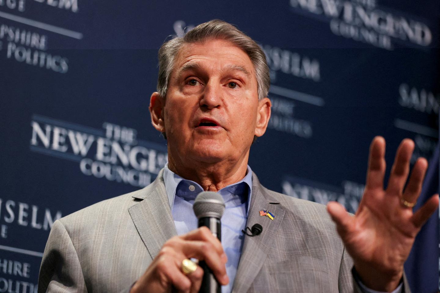 West Virginia Senator Joe Manchin announces he won't run for president in 2024