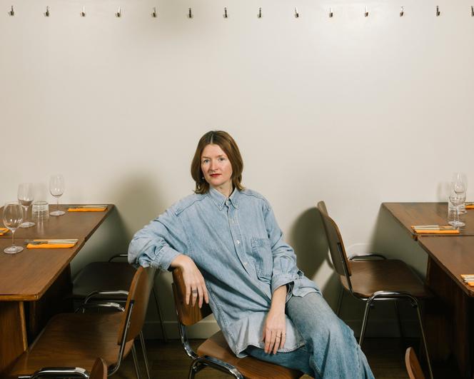 Amélie Pichard, diseñadora de moda, en el restaurante Gramme, París, 11ᵉ, 25 de enero de 2024.