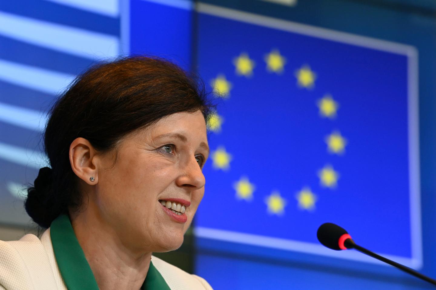 EU adopts media freedom law to protect journalists from political interference