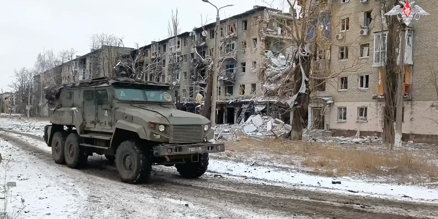Kiev informa de decenas de ataques rusos en los frentes este y sur