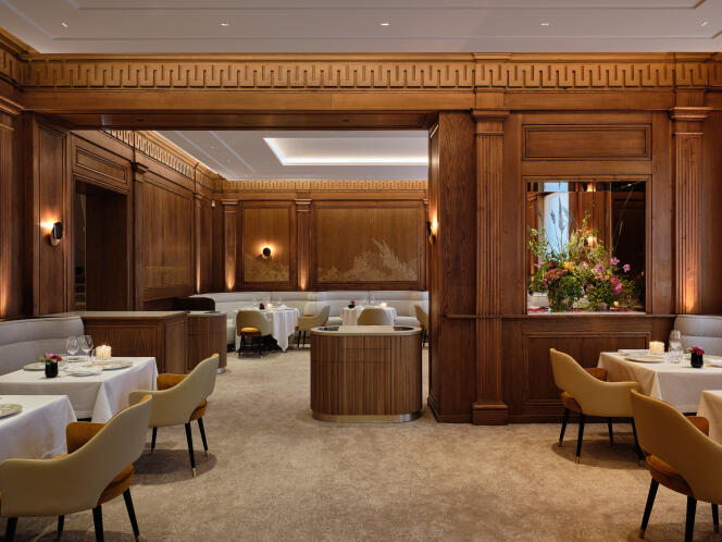 Le Taillevent est installé depuis 1950 dans un luxueux hôtel particulier de la rue Lamennais, à Paris (8ᵉ).