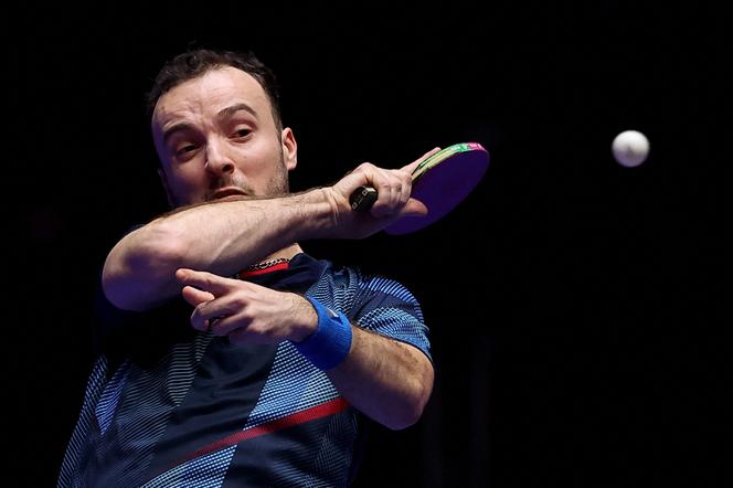 Simon Gauzy aux championnats du monde de tennis de table par équipes, à Busan (Corée du Sud), le 22 février 2024.