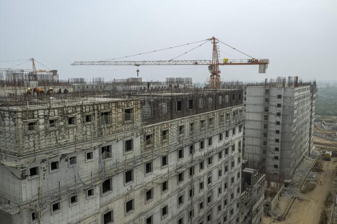 印度斯里佩鲁姆布杜尔的富士康 iPhone 生产基地正在建设工人宿舍。  2024 年 1 月 3 日。