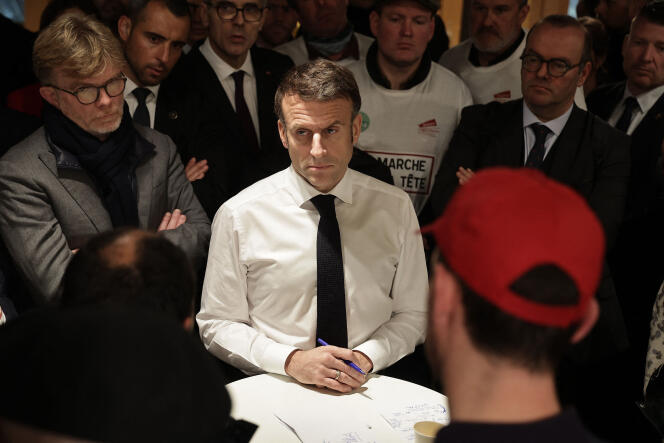 Emmanuel Macron au Salon de l'agriculture, à Paris, le 24 février 2024. 