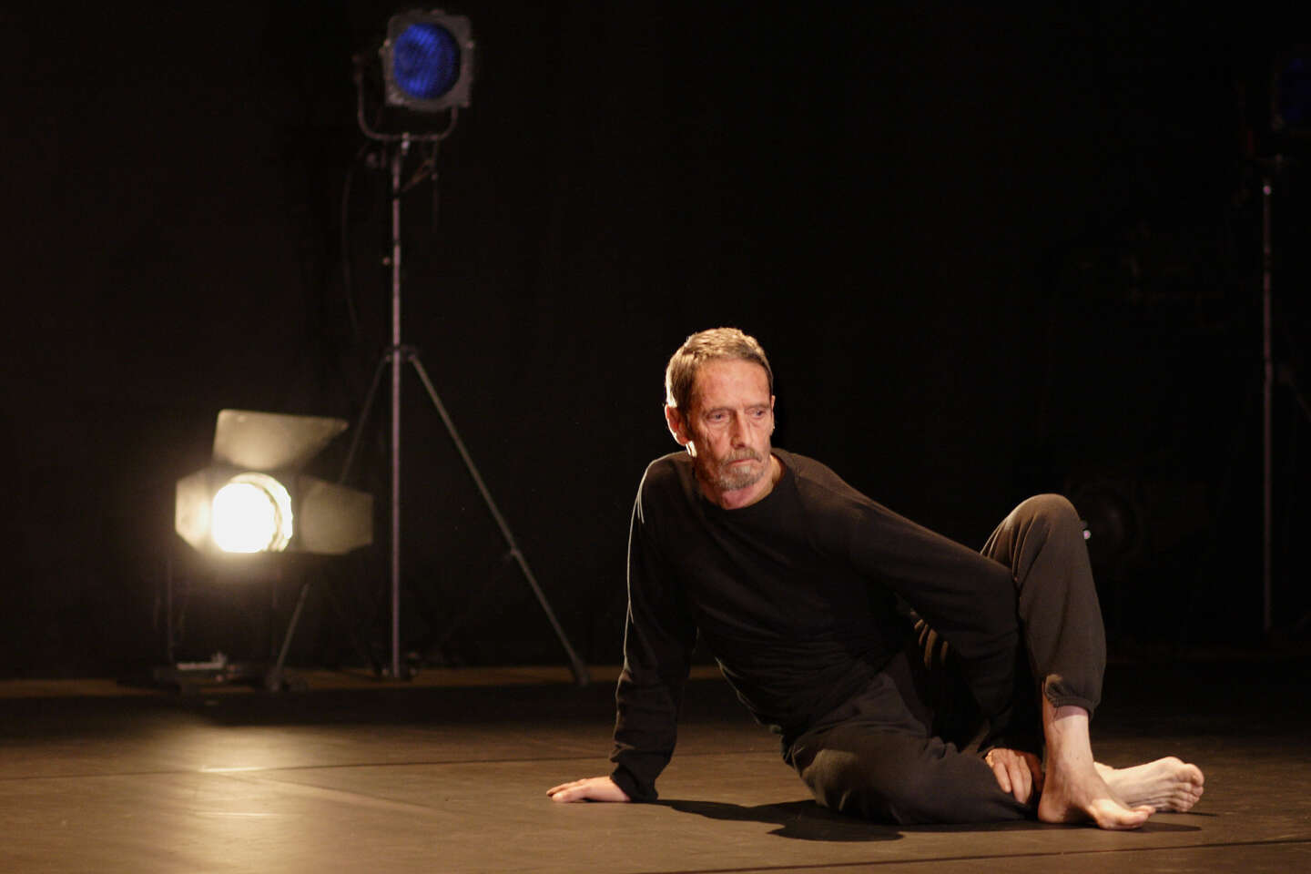 Regarder la vidéo Le danseur et chorégraphe américain Steve Paxton est mort