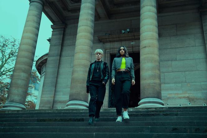 Selma (Marina Foïs) et Lyna (Lina El Arabi) dans la série « Furies », créée par Jean-Yves Arnaud et Yoann Legave.