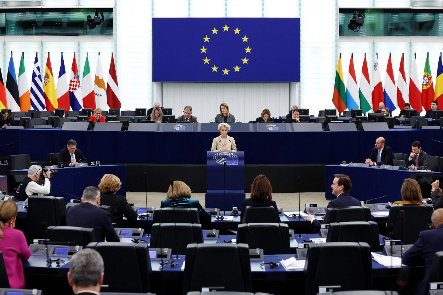 'Europe is facing the sum of the 27 member states' small self-interests'