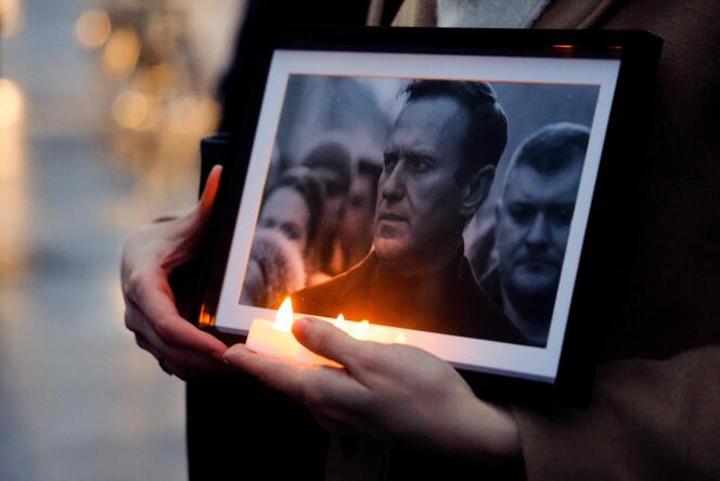 Les funérailles de l’opposant russe Alexeï Navalny, mort le 16 février en prison, auront lieu vendredi 1er mars à 14 heures (12 heures à Paris) à Moscou, a annoncé son équipe mercredi 28 février sur les réseaux sociaux. « 