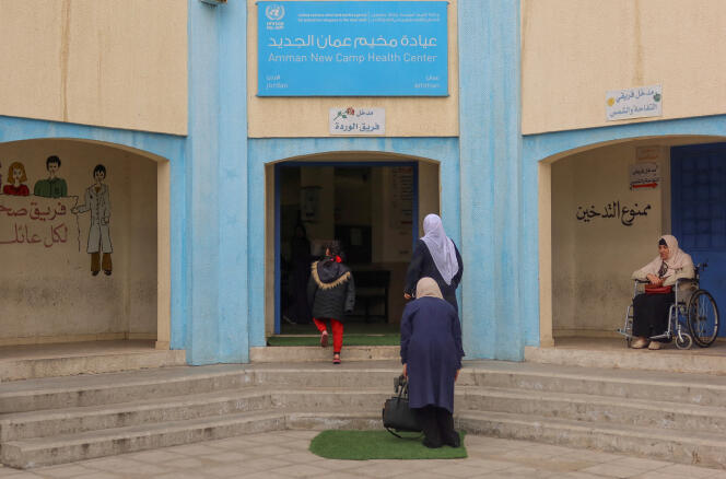 Un centre de santé géré par l’UNRWA dans le nouveau camp de réfugiés palestiniens d’Amman, également connu sous le nom de camp d’Al-Wihdat, en Jordanie, le 13 février 2024.