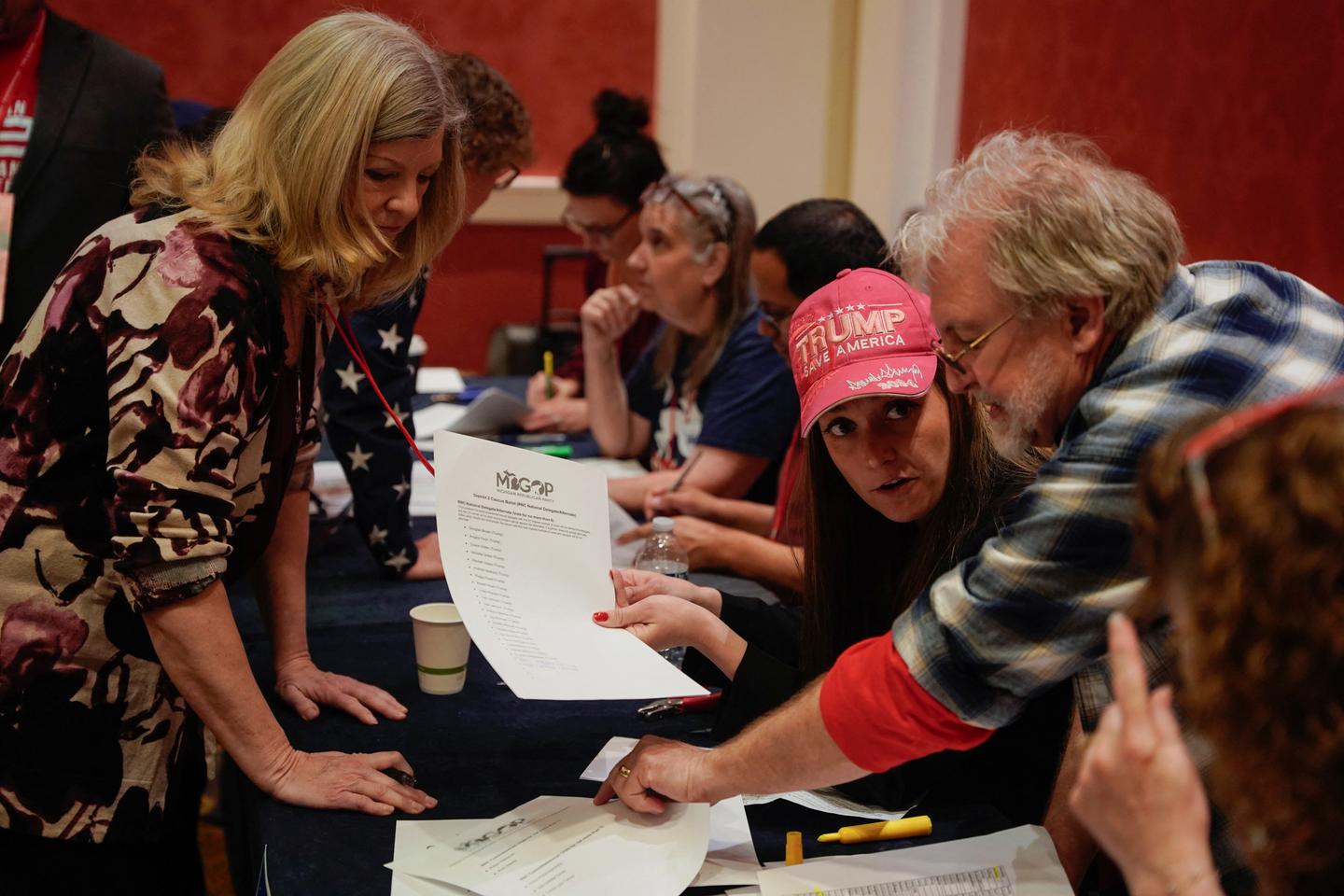 Trump wins Michigan primary in dominant show of force