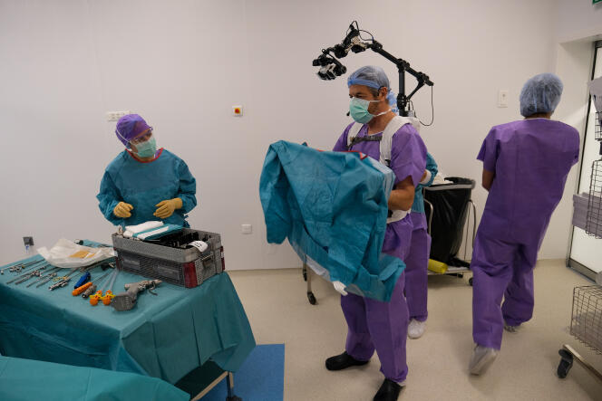 Le dispositif de captation numérique, destiné à des tutoriels pour les chirurgiens développé par la société Revinax.