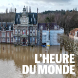 Le parvis de la mairie d’Arques, dans le Pas-de-Calais, le 4 janvier 2024 après la crue de la rivière Aa. 