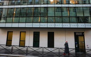 This picture taken on January 18, 2024, shows a view of the facade of the Stanislas private school, in Paris. France's new education minister on January 17, 2024, said she was determined to remain in the post despite a controversy over her children going to a private Catholic school accused of homophobic and sexist behaviour. All three of her sons go to the elite Stanislas school, a Catholic institution in a chic Paris neighbourhood that in a report handed to the ministry in August was accused of making religious classes compulsory, contrary to French law. (Photo by Thomas SAMSON / AFP)