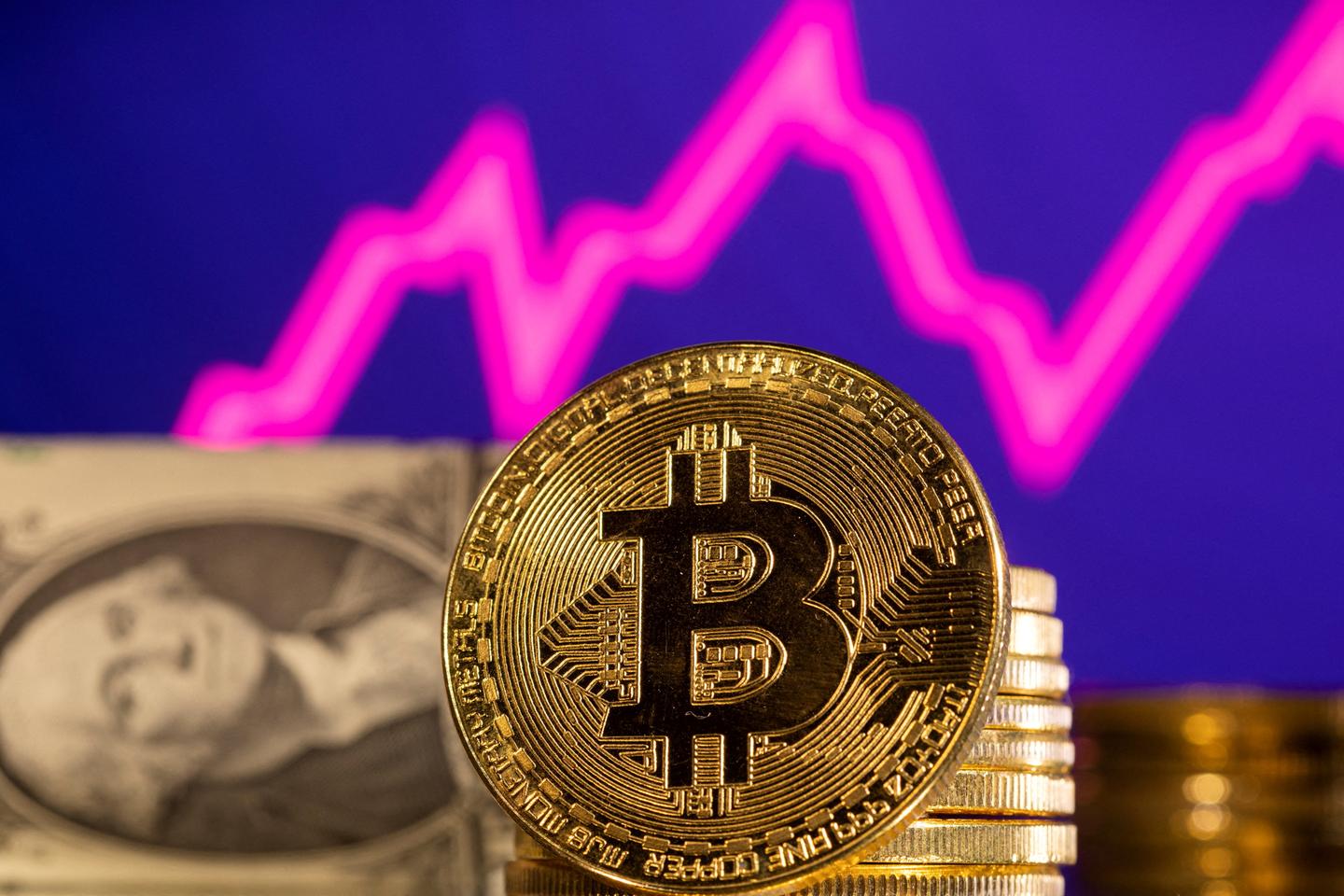 Le bitcoin atteint un niveau jamais vu, à plus de 69 000 dollars