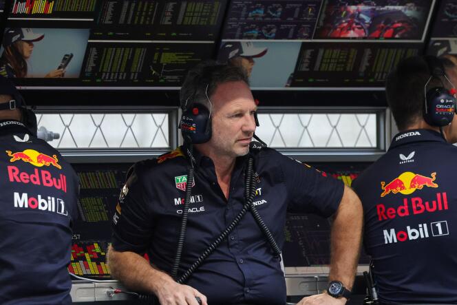 El director del equipo Red Bull, Christian Horner, después de la primera sesión de entrenamientos libres del Gran Premio de Arabia Saudita de Fórmula 1 en el circuito de Jeddah el 7 de marzo de 2024. 