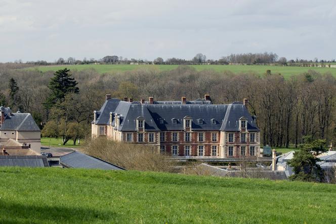 Le château de Thiverval-Grignon (Yvelines), le 4 avril 2016.