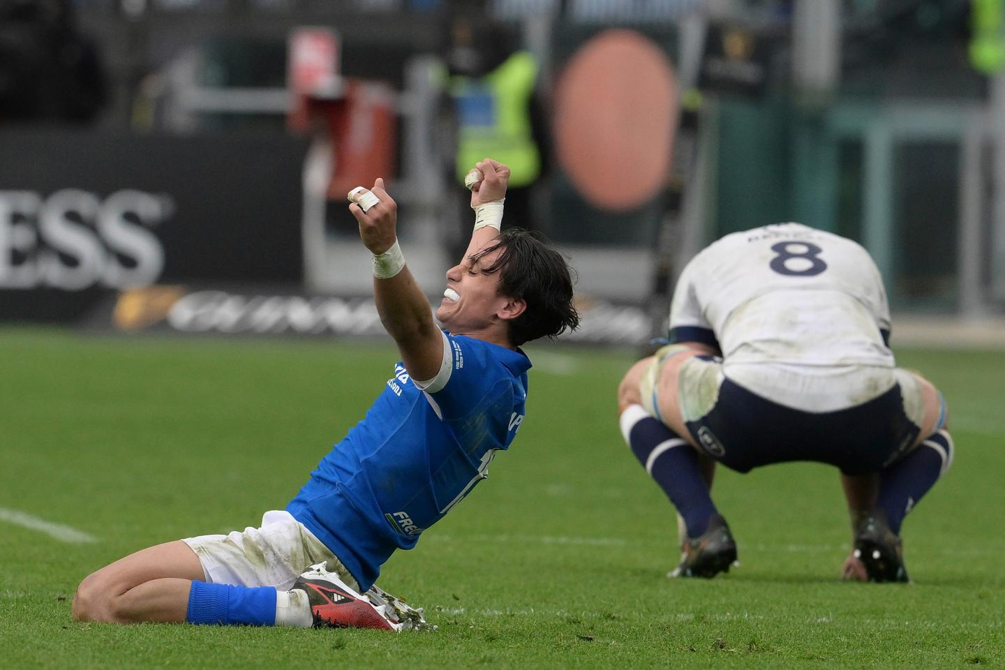 Six Nations Italy celebrates rare win after stunning Scotland