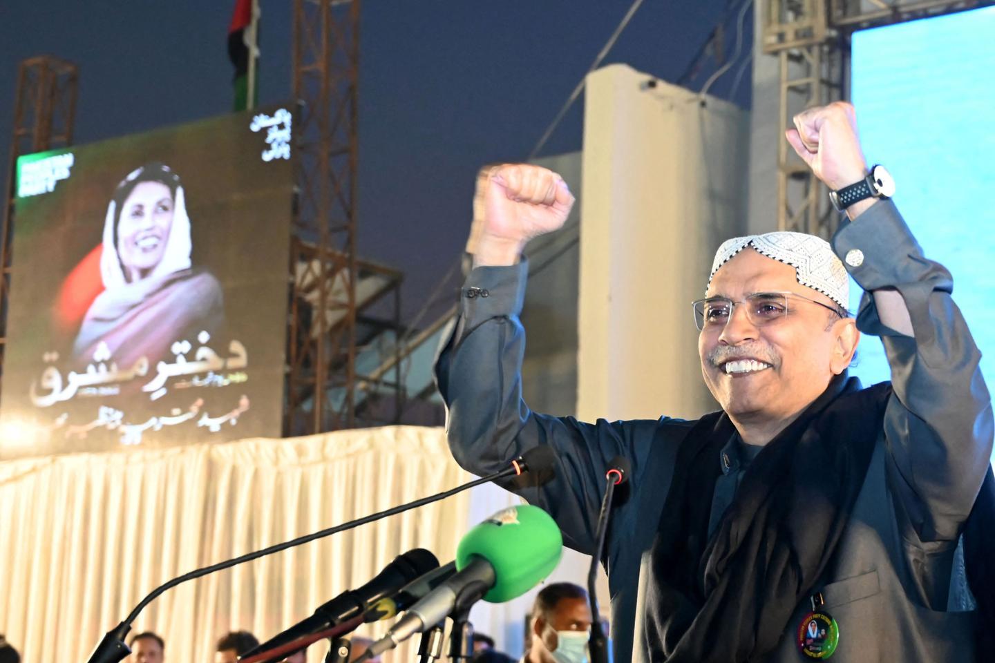 Pakistan: Asif Ali Zardari voted president for second time