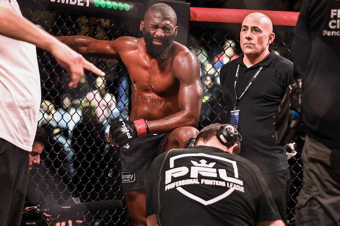The painful grimace of an MMA star. Does anyone care?