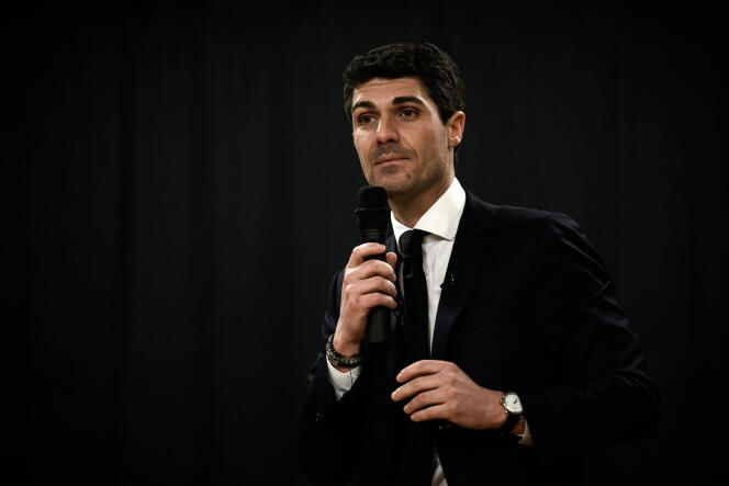 Le député et ancien vice-président exécutif du parti Les Républicains Aurélien Pradié, lors d’une réunion publique, à Pessac (Gironde), le 24 février 2023. 