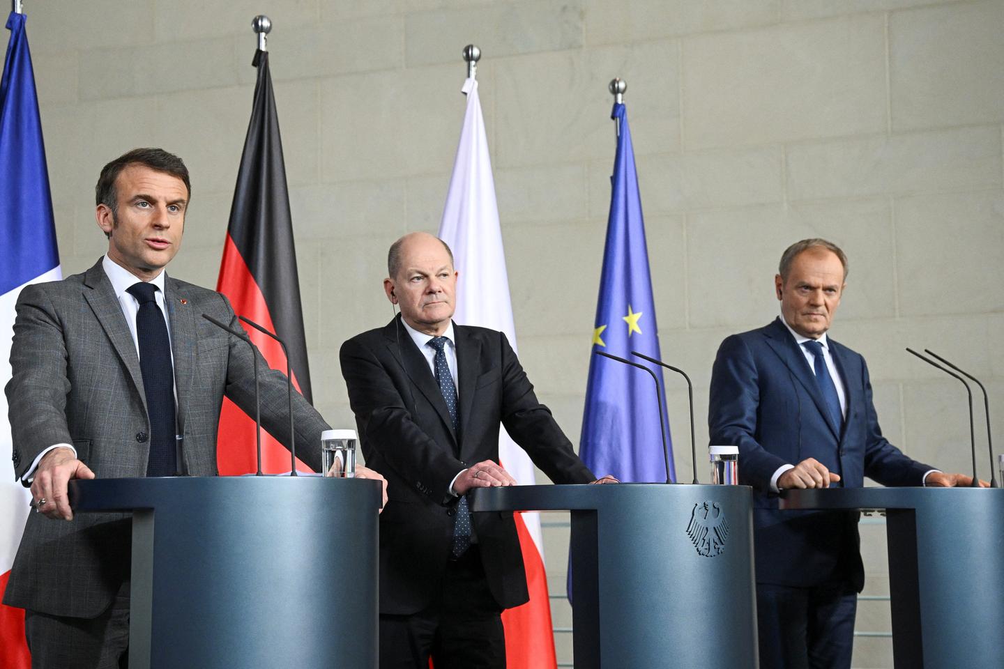 Germany, France and Poland vow to procure more weapons for Ukraine