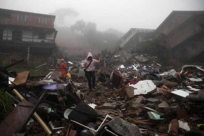 Tras los deslizamientos de tierra provocados por las fuertes lluvias, en Petrópolis, en el estado de Río de Janeiro (Brasil), el 23 de marzo de 2024.
