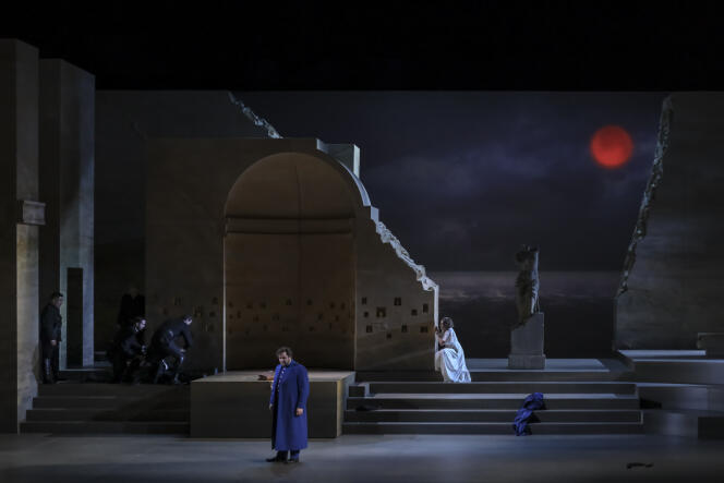 Lohengrin (Michael Spyres) et Elsa (Johanni van Oostrum), dans l’opéra « Lohengrin », de Wagner, à l’Opéra du Rhin, à Strasbourg, en mars 2024.