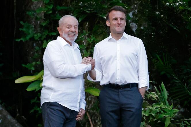 Le président français, Emmanuel Macron, en visite au Brésil rencontre son homologue brésilien, Lula da Silva, le 26 mars 2024. 
